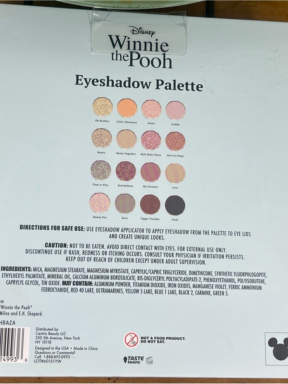 Disney Winnie the Pooh Beauty Bundle - Eyeshadow Palette & 4pc Lip Balm Set NIB - Picture 7 of 10